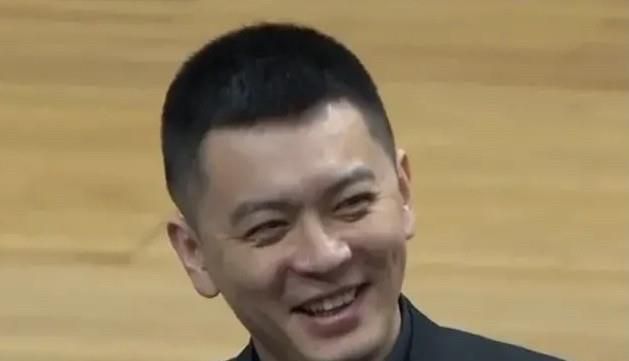 我把美女日出水